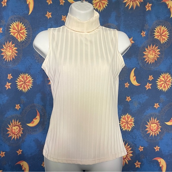 Fairweather Beechers Brook mock neck sleeveless top - Picture 5 of 8